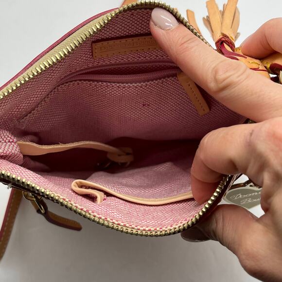 Dooney & Bourke Women's Leather Pink Tan Heart Valentines Crossbody Bag - Picture 5 of 11
